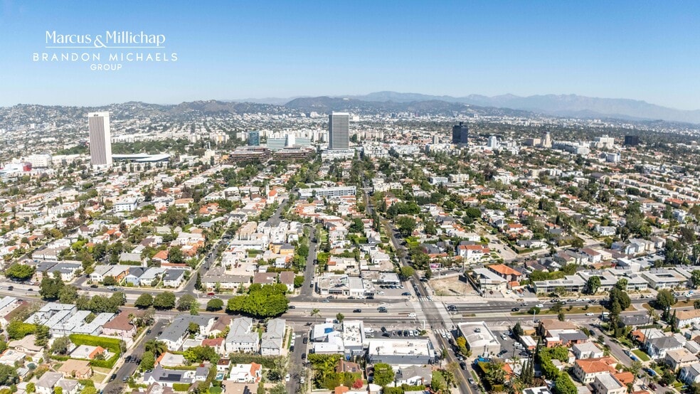 More Photos Of 5613-5617 San Vicente Blvd, Los Angeles Storefront For Sale
