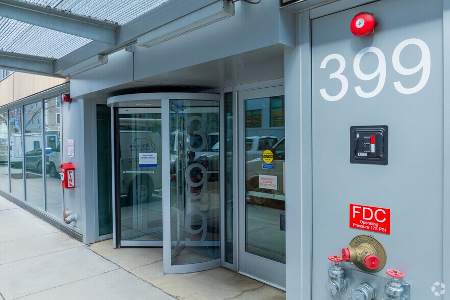 More Photos Of 399 Binney St, Cambridge Office For Lease