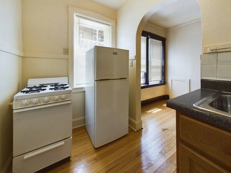 More Photos Of 1405-1413 N Central Ave, Chicago Apartments For Sale