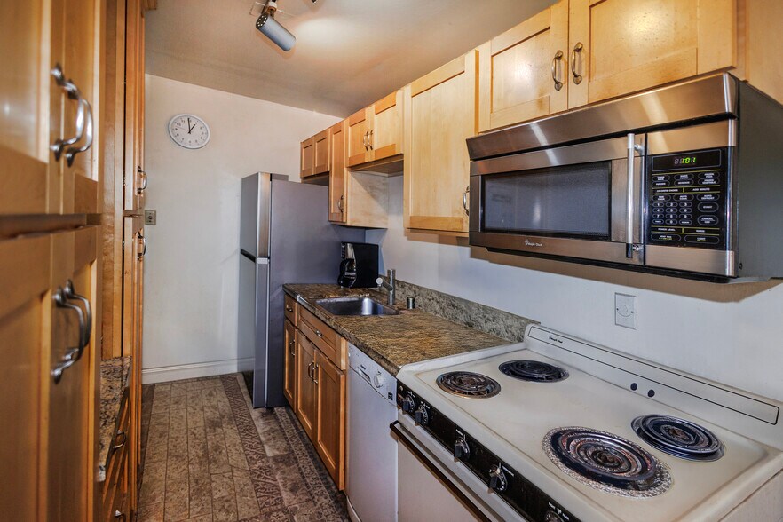 More Photos Of 693 San Bruno Ave, Brisbane Apartments For Sale