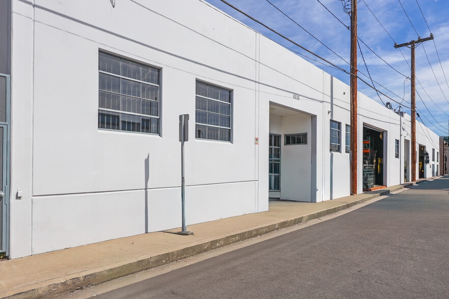 More Photos Of 4807-4827 E 49th St, Vernon Warehouse For Lease