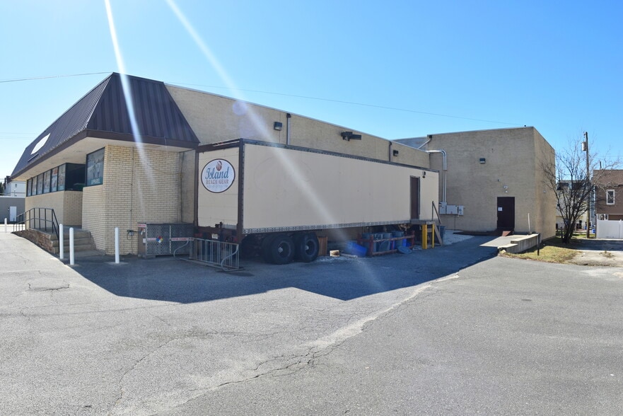 More Photos Of 900-908 Bay Ave, Ocean City Storefront Retail Office For Sale