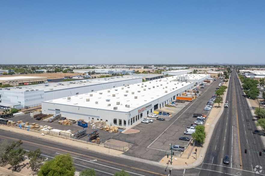 More Photos Of 4330-4480 N 43rd Ave, Phoenix Warehouse For Lease