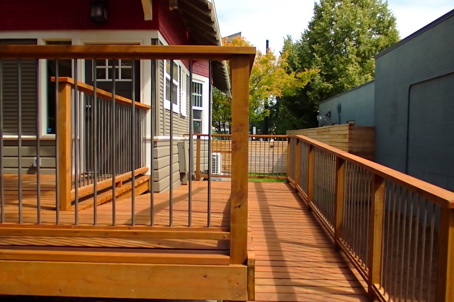 More Photos Of 446 SE Washington St, Hillsboro Coworking Space