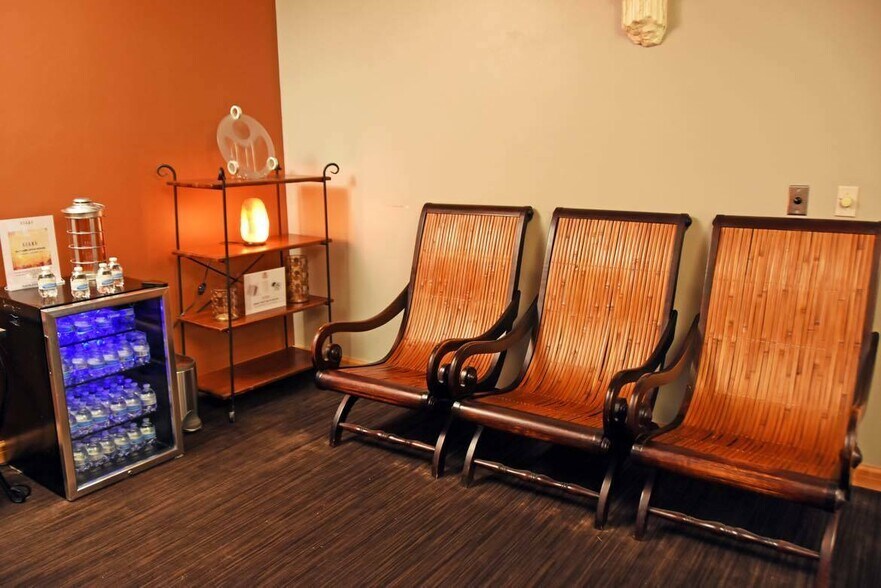 More Photos Of 200 N Moorland Rd, Brookfield Freestanding For Sale