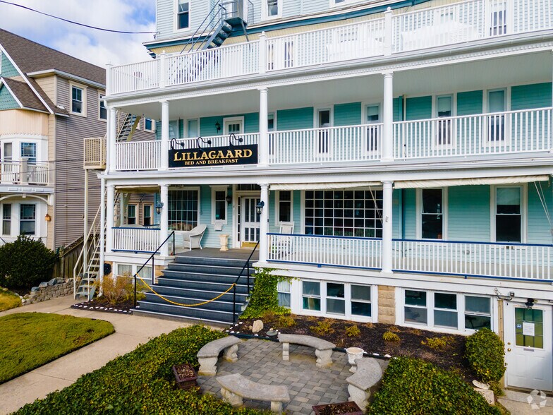 More Photos Of 5 Abbott Ave, Ocean Grove Hotel For Sale