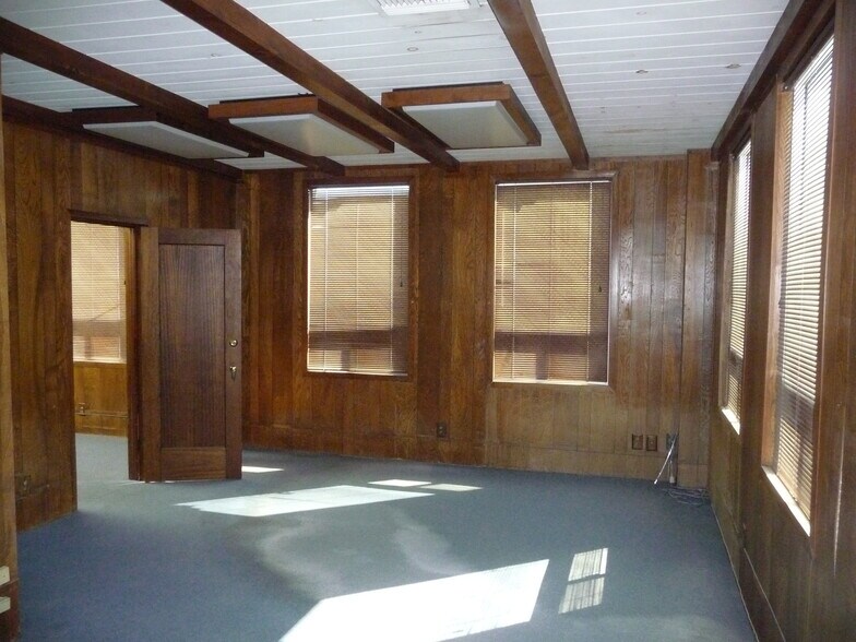 More Photos Of 495 W Main St, El Centro Office Residential For Sale