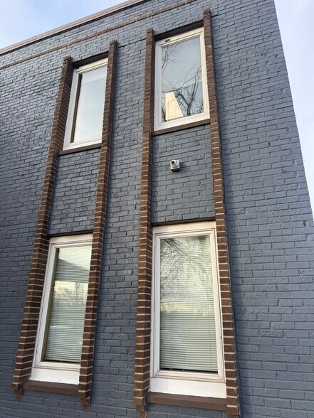 More Photos Of 888 County Road D W, New Brighton Office For Sale
