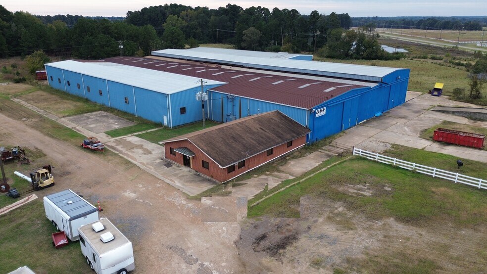 More Photos Of 1462 FM 2199, Marshall Warehouse For Sale