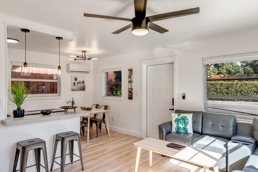 More Photos Of 417 N J St, Lake Worth Beach Apartments For Sale