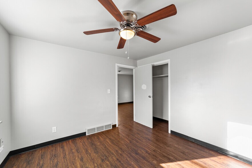 More Photos Of 1105 2nd Ave, Akron Apartments For Sale