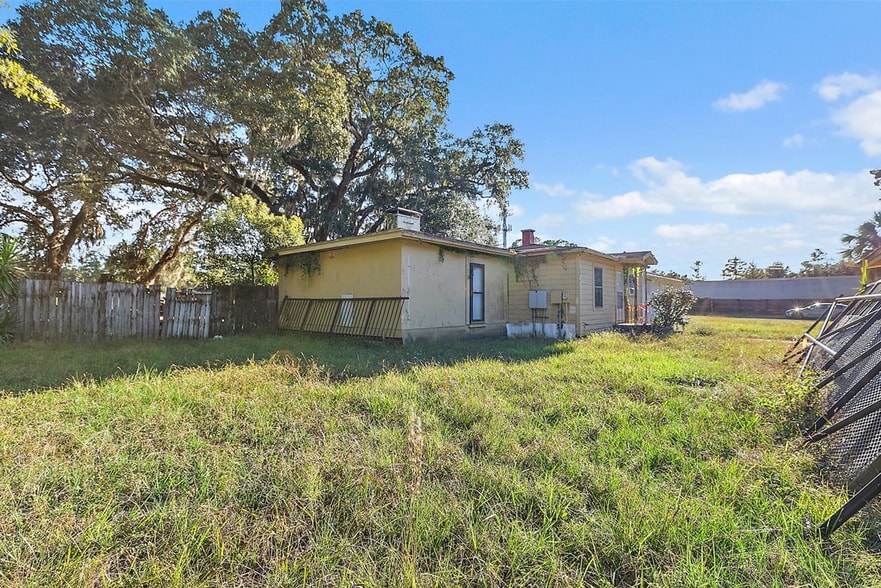 More Photos Of 5070 Elinor Rd, Jacksonville Office For Sale