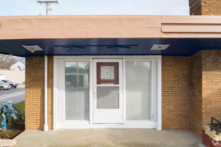 More Photos Of 7015 Market St, Boardman Hotel For Sale