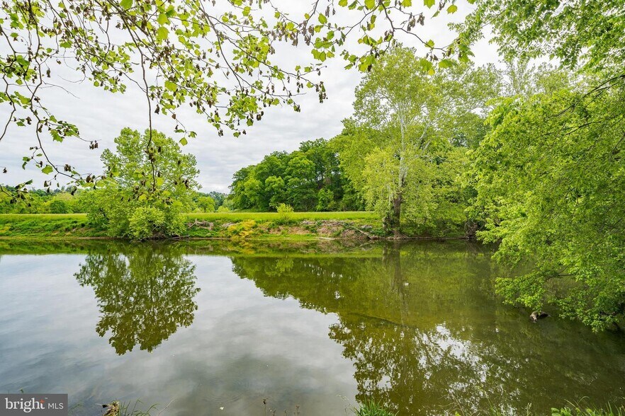 More Photos Of 895 Fishers rd, Maurertown Land For Sale