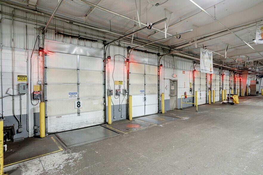 More Photos Of 660 Massman Dr, Nashville Manufacturing For Lease