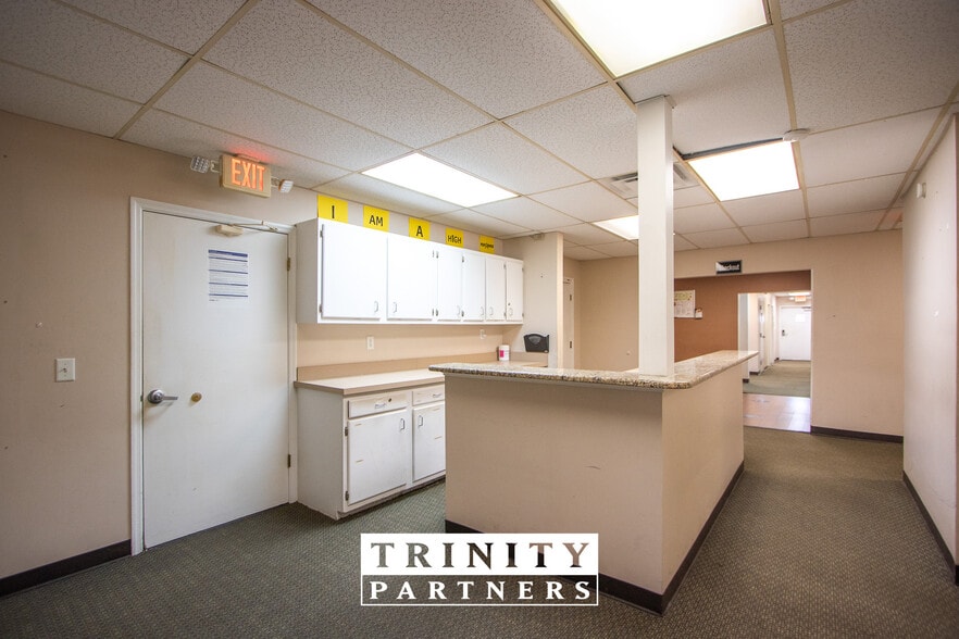 More Photos Of 110 Atrium Way, Columbia Medical For Sale