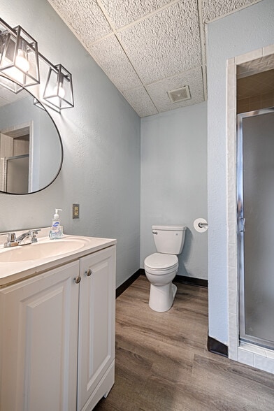 More Photos Of 1425 N O'Connor Rd, Irving Medical For Sale