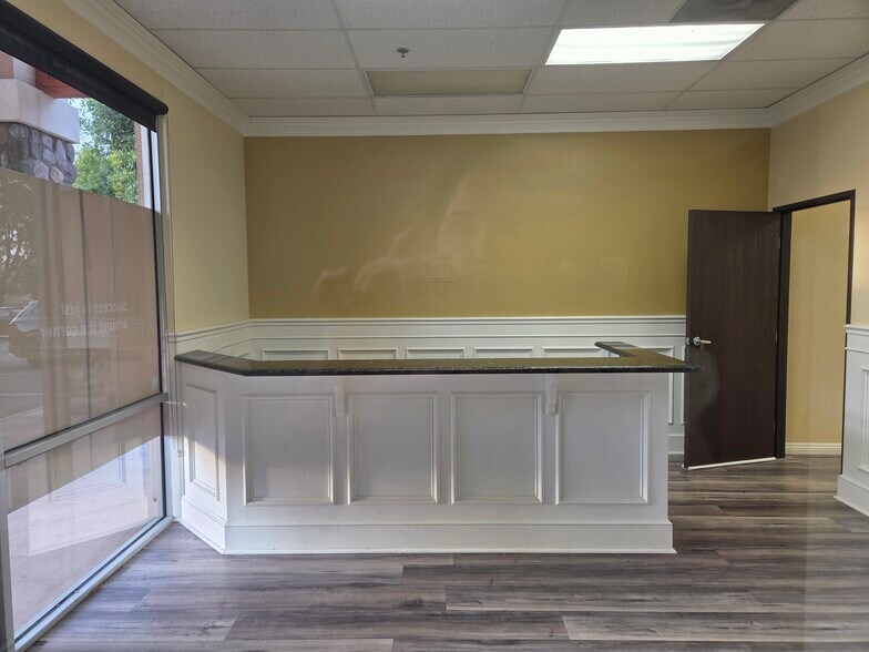 More Photos Of 28930-28988 Greenspot Rd, Highland Unknown For Lease