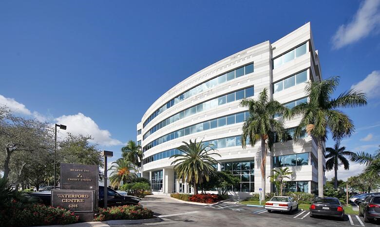 Primary Photo Of 5200 Waterford District Dr, Miami Unknown For Lease