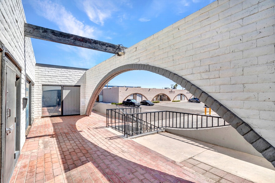 More Photos Of 1120 Almond Tree Ln, Las Vegas Loft Creative Space For Sale