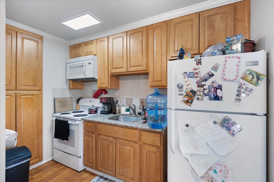 More Photos Of 1075-1085 Saratoga Ave, San Jose Apartments For Sale