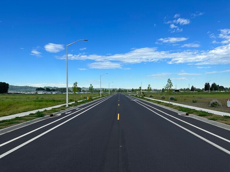 Primary Photo Of 1330 Alaska St, Longview Land For Sale