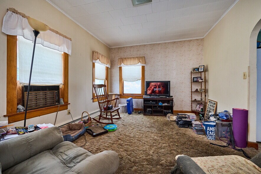 More Photos Of 42-44 Pleasant St, Easthampton Storefront Retail Residential For Sale