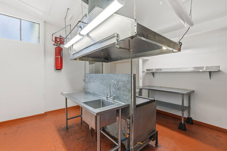 More Photos Of 5186 Gravenstein Hwy S, Sebastopol Restaurant For Sale