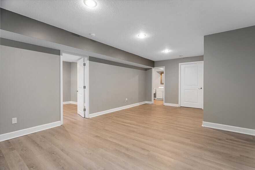 More Photos Of 601 Hillcrest St, Pleasant Hill Apartments For Sale