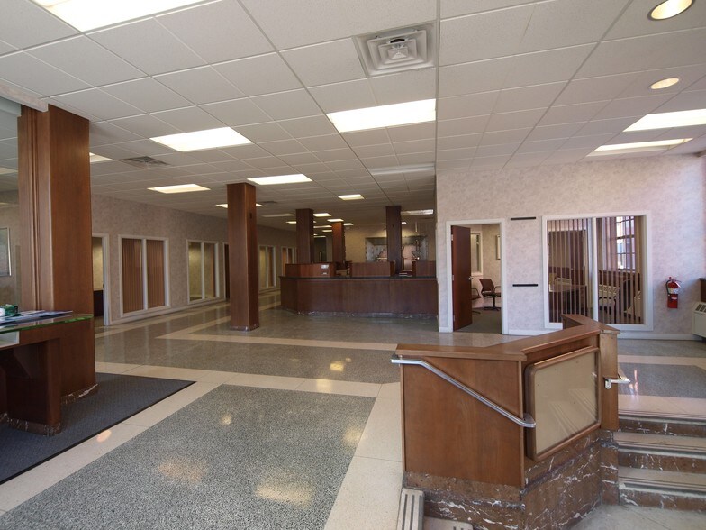 More Photos Of 2 E Long Ave, Dubois Coworking Space