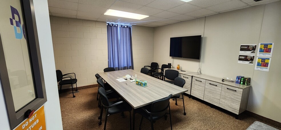 More Photos Of 585 Jewett Rd, Mason Medical For Lease