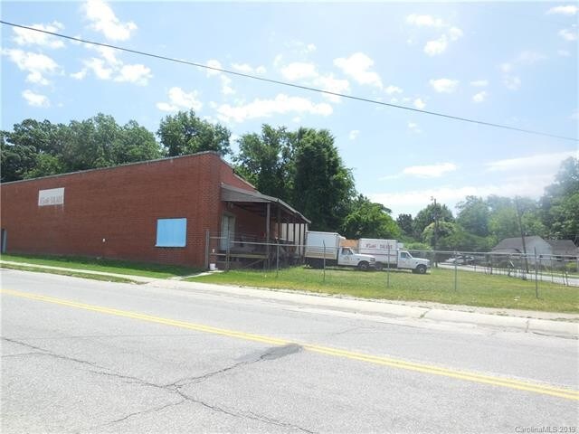 More Photos Of 181 Saluda St, Chester Warehouse For Lease