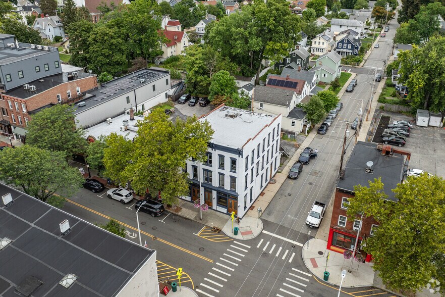 More Photos Of 246 Main St, Beacon Storefront Retail Residential For Sale