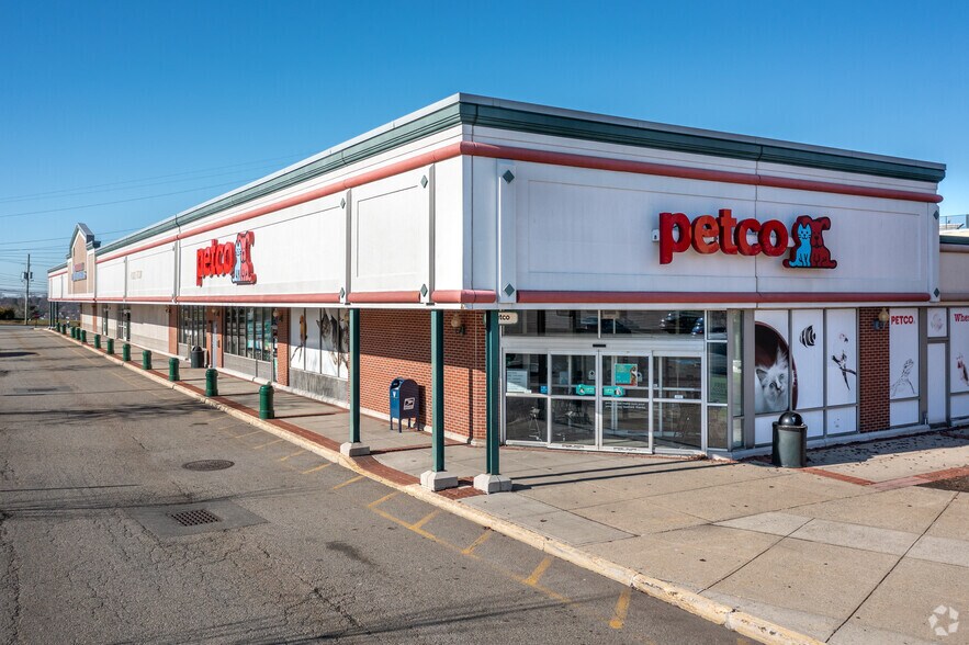 More Photos Of 495 Prospect Ave, West Orange Unknown For Lease