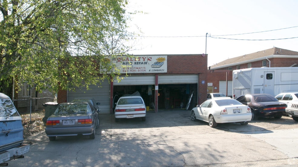 More Photos Of 2215 N Lombardy St, Richmond Auto Repair For Sale