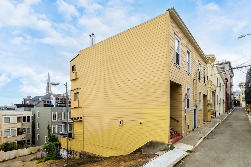More Photos Of 54-60 Salmon St, San Francisco Apartments For Sale