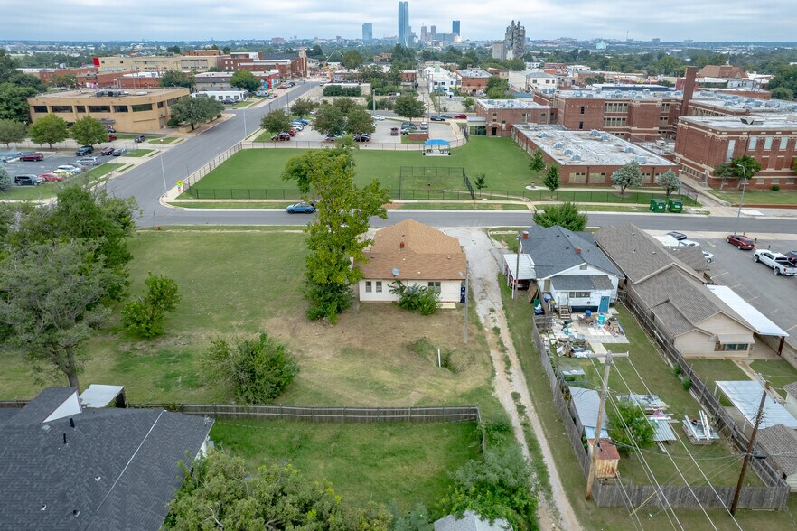 More Photos Of 230 SW 27th St, Oklahoma City Office Residential For Sale