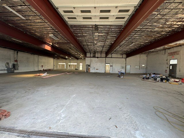 More Photos Of 138 Mill St, Newburgh Industrial For Lease