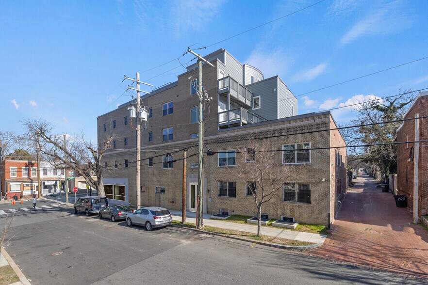 More Photos Of 1916 15th St SE, Washington Apartments For Sale