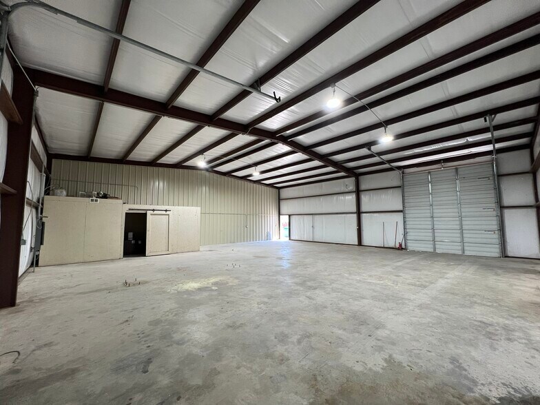 More Photos Of 4632 CR 617, Alvarado Industrial For Sale
