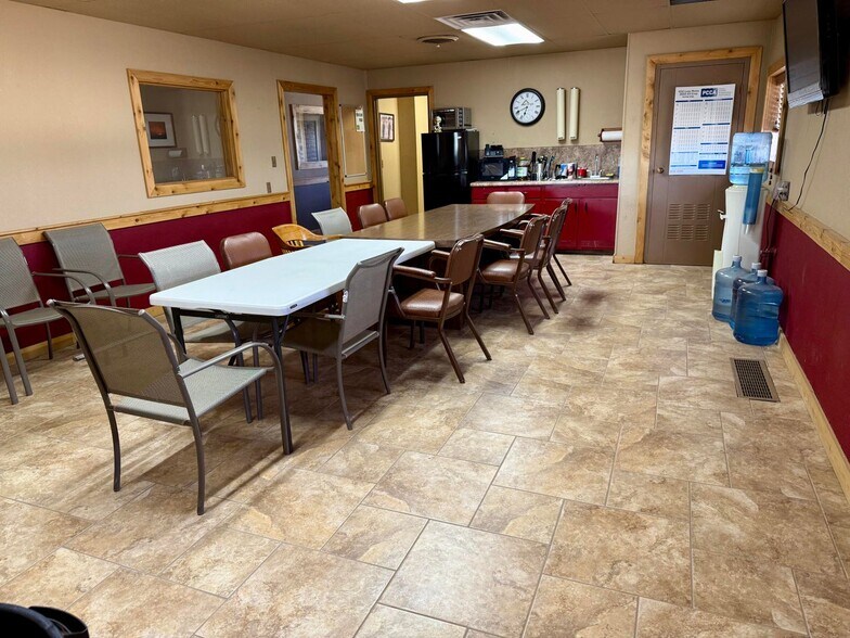 More Photos Of 801 Harrison Ave, Lorenzo Office For Sale