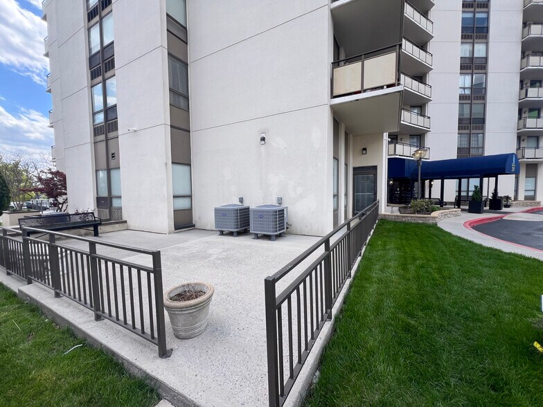 More Photos Of 205 E Joppa Rd, Towson Apartments For Lease