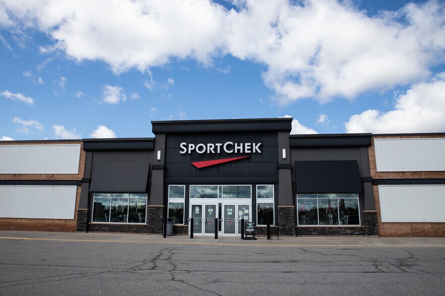 More Photos Of 150 First St, Orangeville Storefront Retail Office For Lease