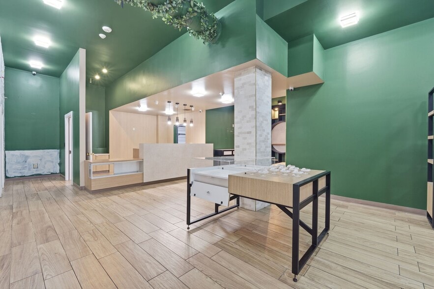 More Photos Of 36 Congress St, Jersey City General Retail For Sale