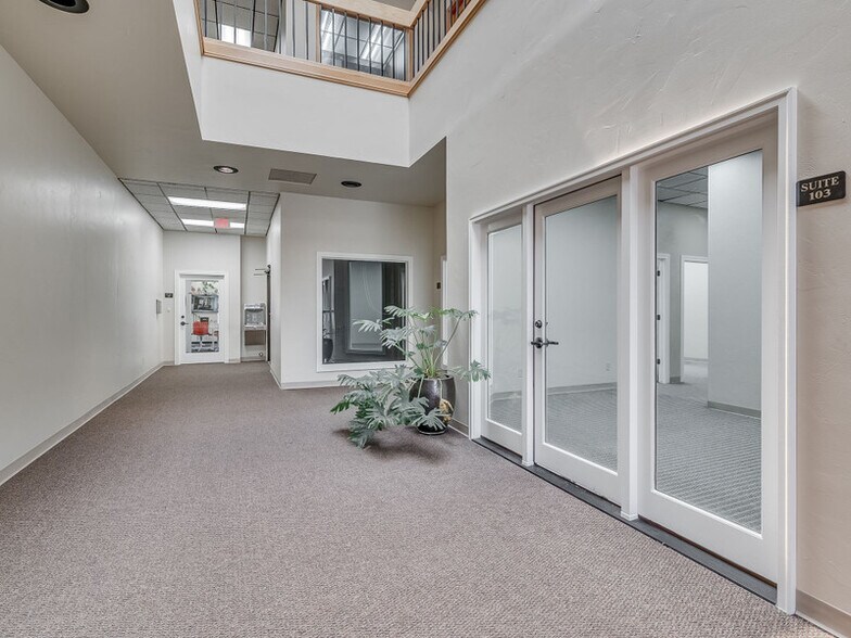 More Photos Of 6656 NW 39th Expy, Bethany Office For Lease