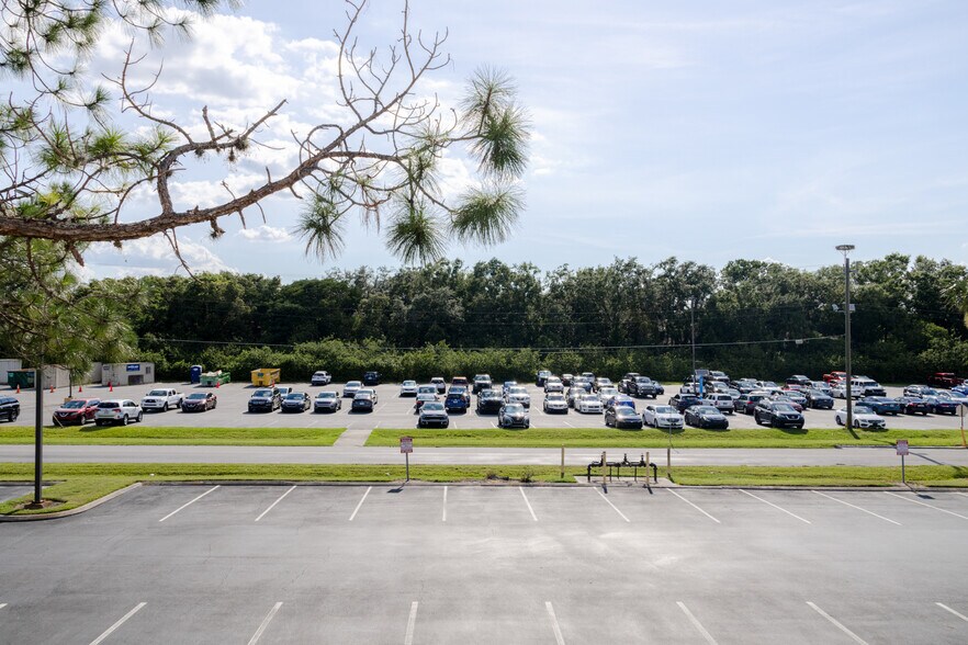 More Photos Of 1403 Medical Plaza Dr, Sanford Medical For Sale