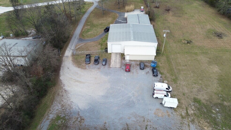 More Photos Of 185 Industrial Dr, Chickamauga Industrial For Sale