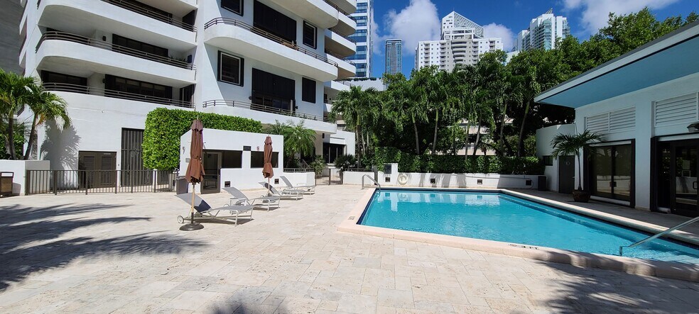 More Photos Of 151 SE 15th Rd, Miami Loft Creative Space For Sale