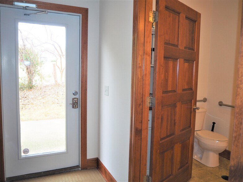 More Photos Of 60 Gailwood Dr, Saint Peters Medical For Lease