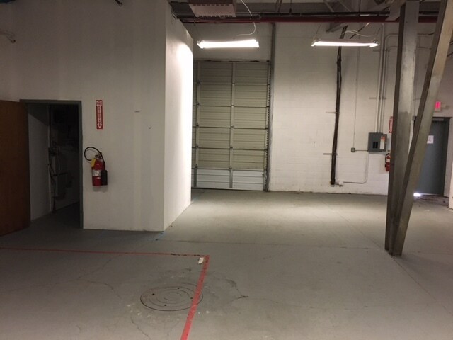 More Photos Of 1901 Montreal Rd, Tucker Flex For Sale